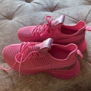 Steve Madden sneakers